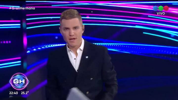 Agustín volvió a salvarse con pocos votos en contra