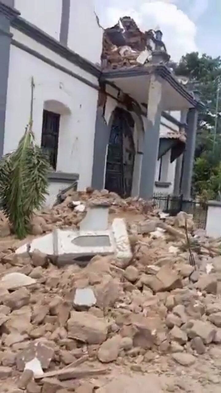 Los daños en una catedral de Penonomé