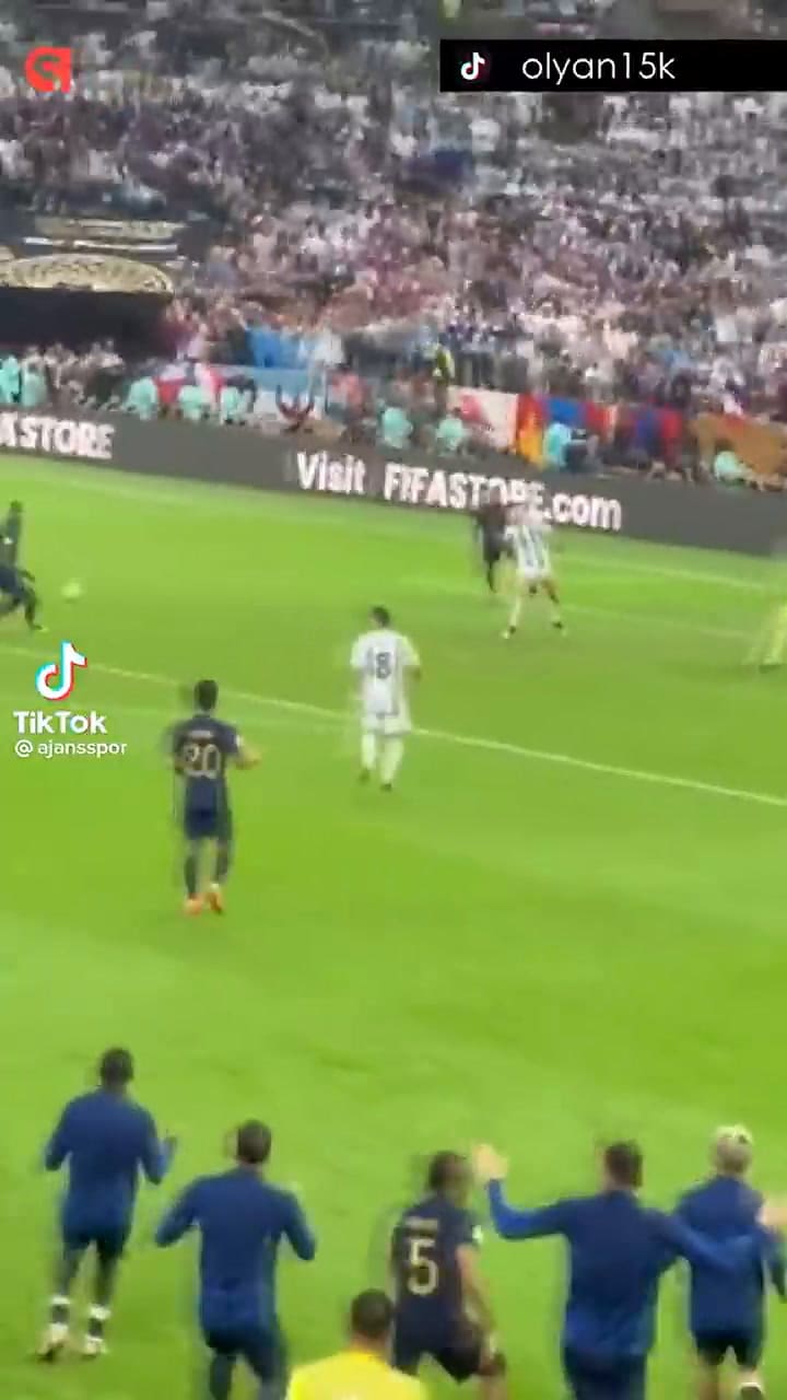Video inédito: todos los jugadores de Francia celebraron el gol que no fue