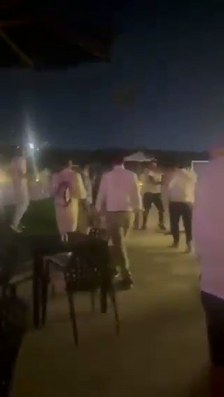 El entrenador de la selección de Egipto se desmayó en medio de una pelea entre sus dos esposas