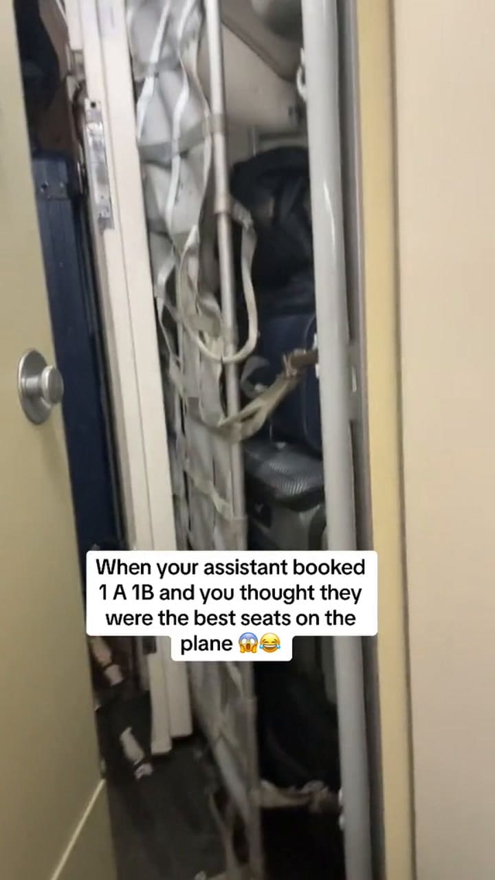 Best Seats On The Plane!