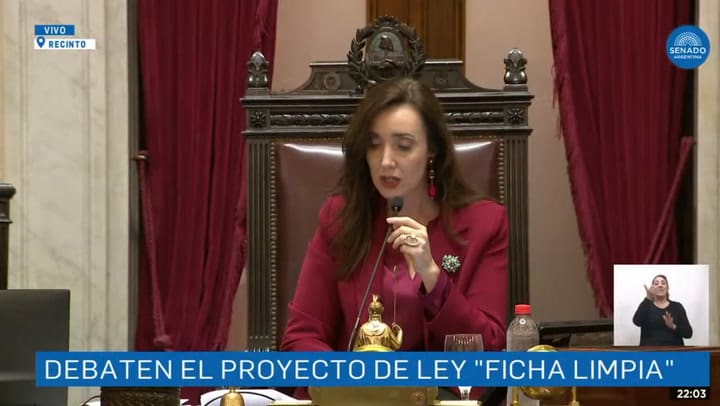 Se rechazó el proyecto de "Ficha Limpia" en el Senado al no alcanzar los votos necesarios: 36 votos a favor y 35 votos en contra