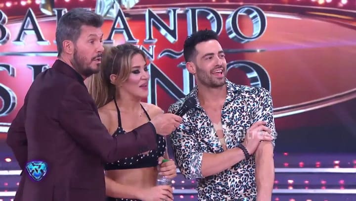 Jimena Barón, a los besos con su bailarín - Fuente: El Trece