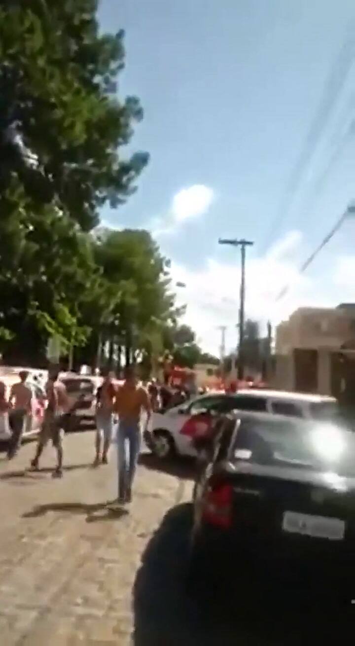 Seis muertos en Brasil tras tiroteo escolar - Fuente: YouTube