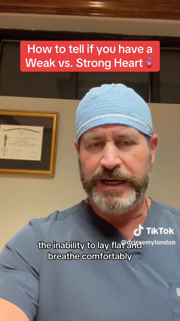 El doctor Jeremy London se hizo viral por compartir sus trucos para detectar problema cardíacos (Tik Tok @drjeremylondon).