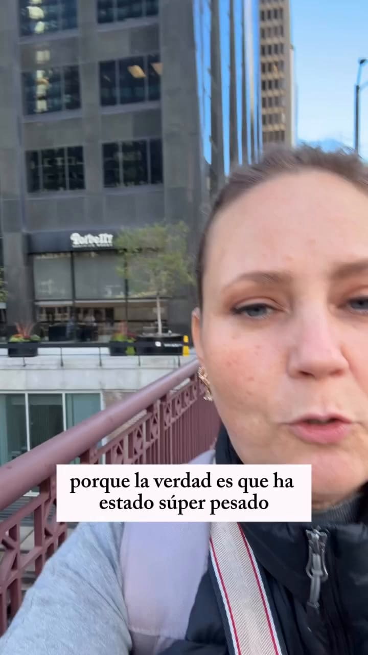El consejo de una migrante por el aumento de las redas del ICE en Chicago