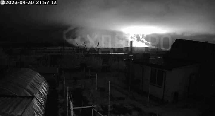 Las imágenes de la devastadora explosión de un depósito de municiones en Pavlogrado