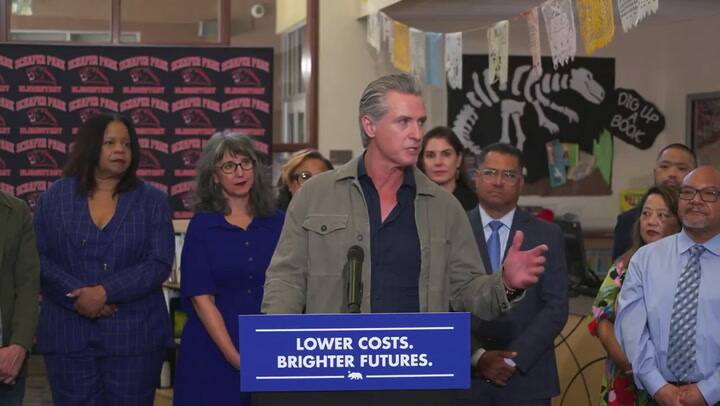El gobierno de Gavin Newsom calculó que el preescolar universal representa un ahorro promedio cercano a US$14.000 por menor
