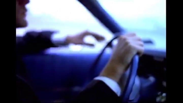 R.E.M. - Everybody Hurts