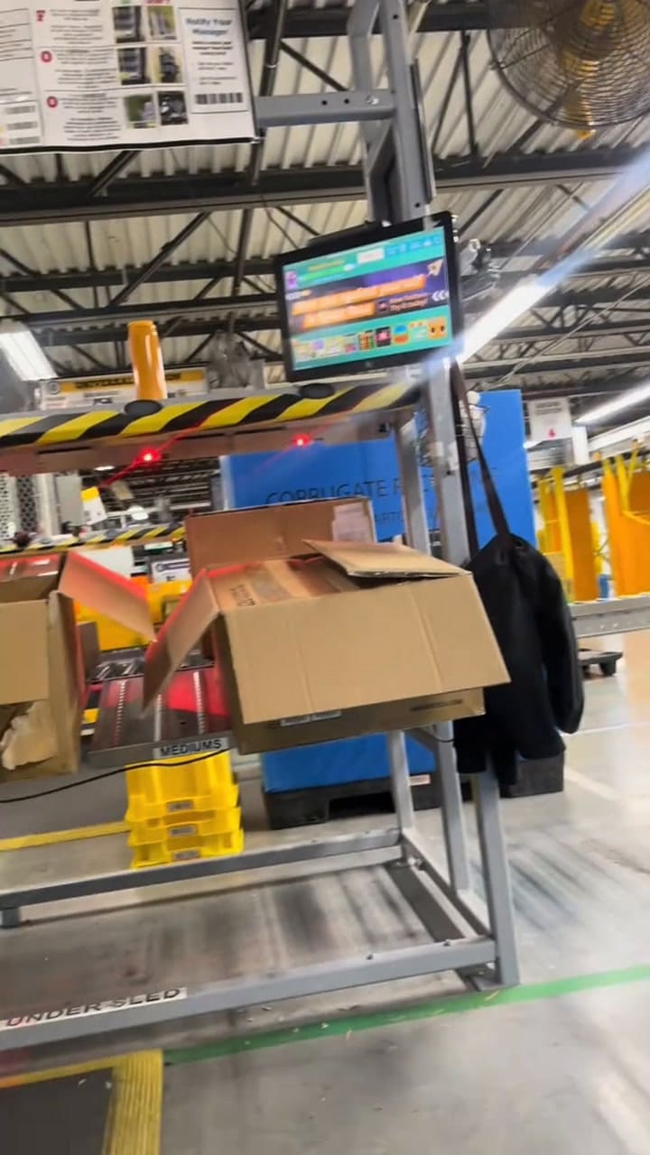 Cómo es ser inmigrante y trabajar en Amazon EE.UU.