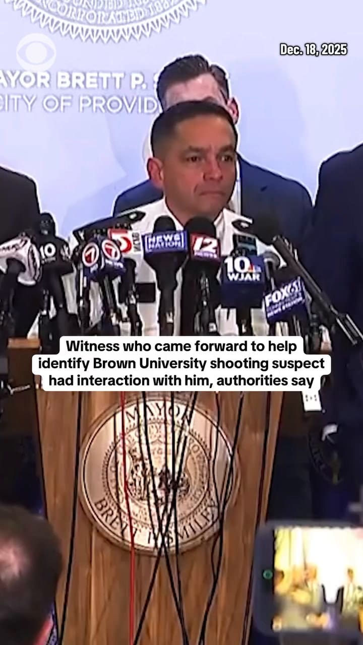 El jefe de policía de Providence, Oscar L. Pérez, Jr, dio una conferencia de prensa el jueves por la noche sobre el tiroteo en la Universidad de Brown