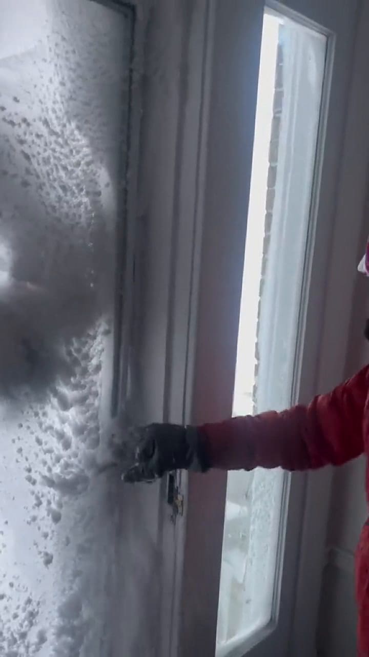 El paso de la tormenta invernal Elliot en Buffalo