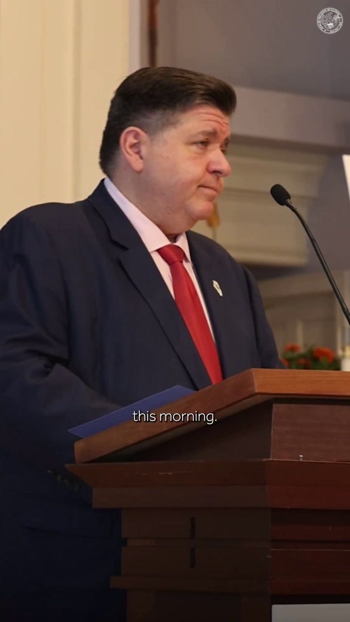JB Pritzker recordó su origen migrante: "Este país nos dio todo"