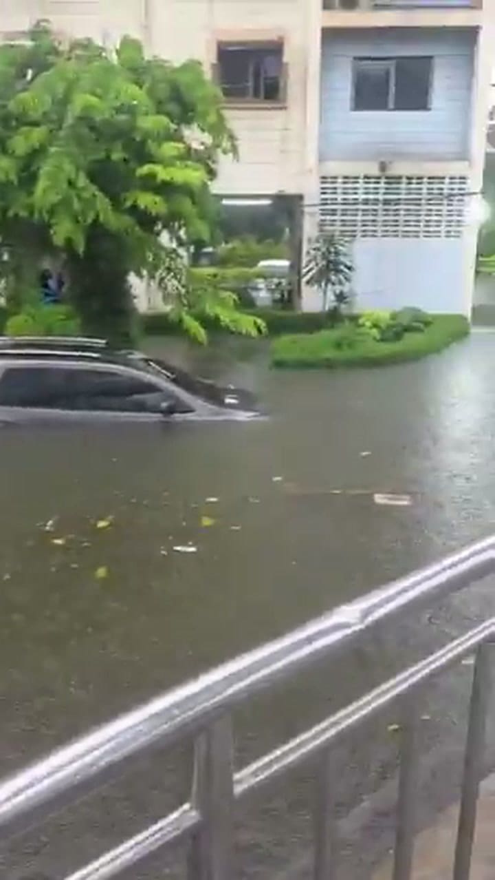 Inundaciones en Tailandia - AZ Intel en X
