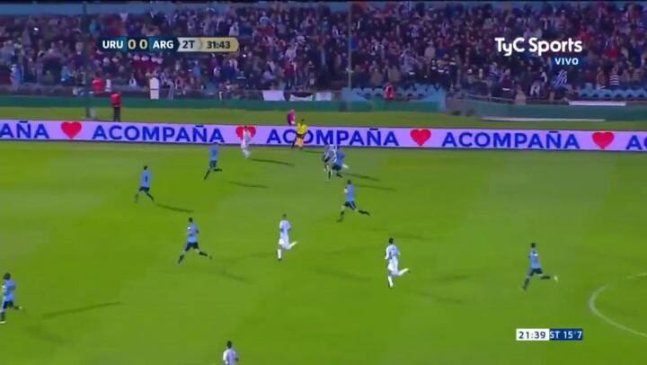 El fuego de Messi sigue ardiendo en soledad
