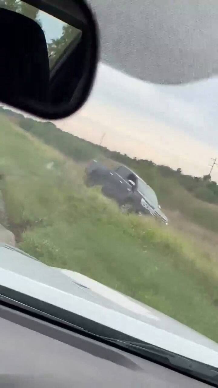 El robo de dos camionetas desató una persecución de película en Ruta 11: disparos, choque y cuatro detenidos