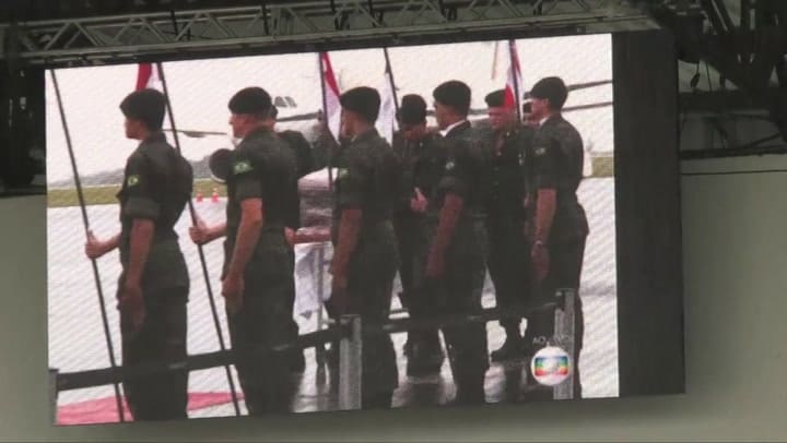 Familiares, amigos e hinchas despiden a las víctimas de Chapecoense