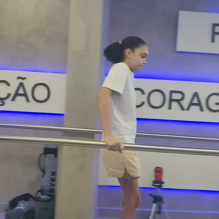 Así se recupera Marcela Vitória Dos Santos - @jonas_liimma