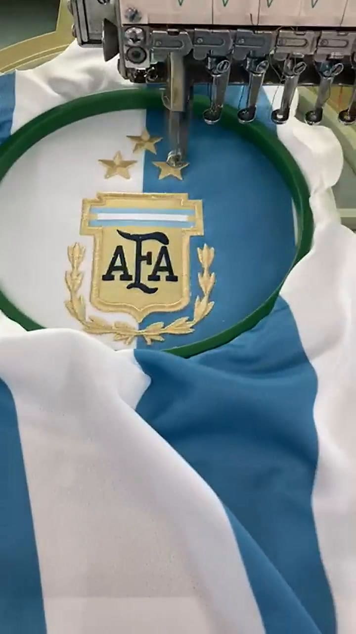 Camiseta de la selección con las “tres estrellas”: cuándo saldrán a la venta