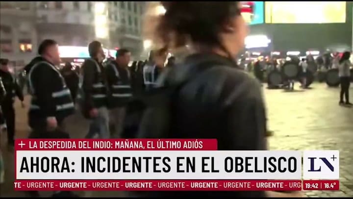 Incidentes en la congregación por el Indio Solari