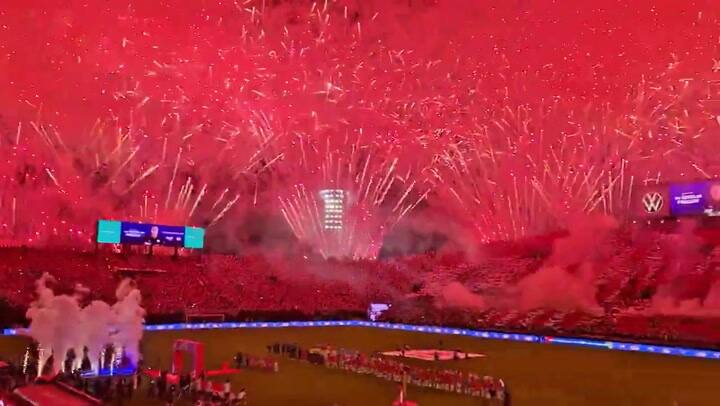 La selección de Paraguay recibió una impactante despedida