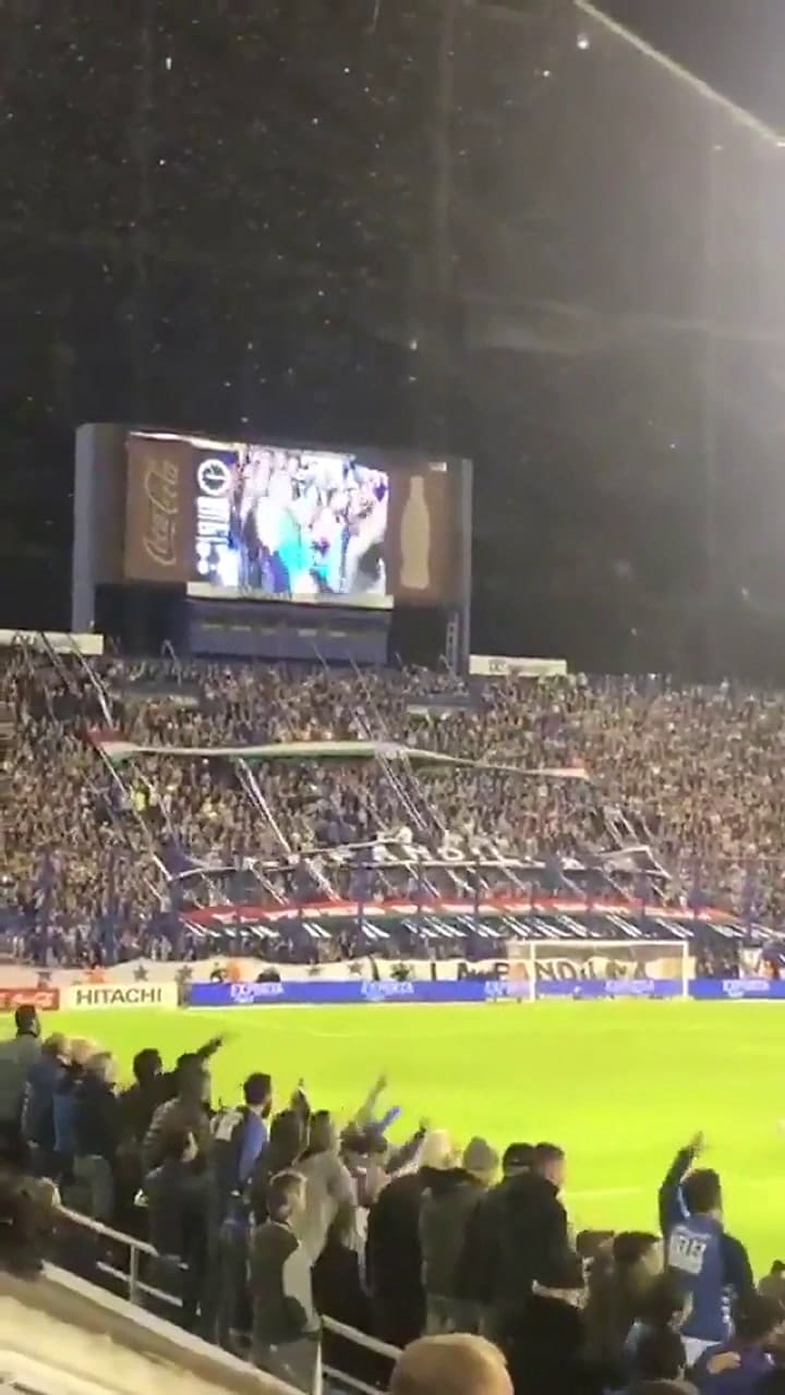 Insultos a Mauro Zárate en el Amalfitani - Fuente: Twitter