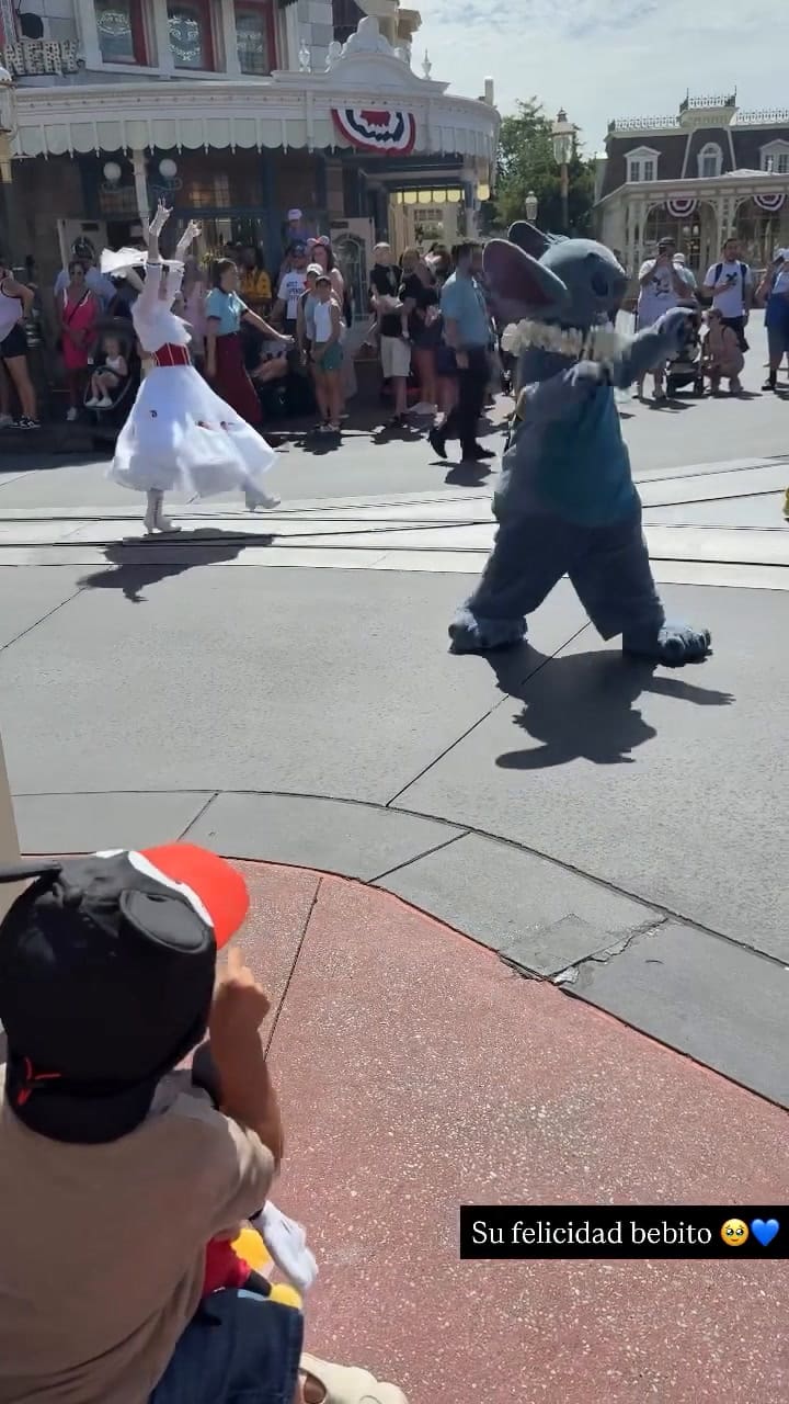 Las vacaciones de Lautaro Martínez y su familia en Disney
