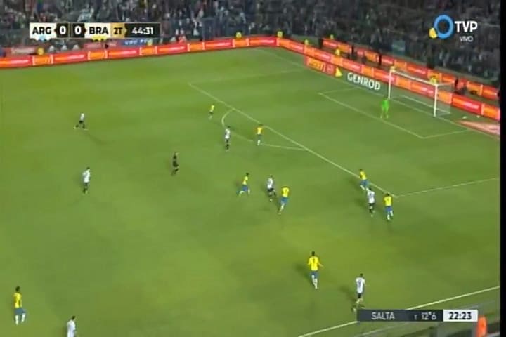 Remate de Messi