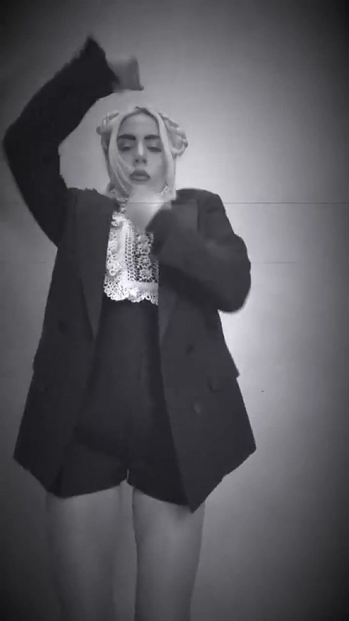 Lady Gaga recreó la coreografía de Jenna Ortega bajo la canción 'Bloody Mary'.