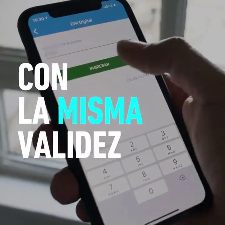 El DNI en tu celular - Crédito: Twitter @andreshibarra