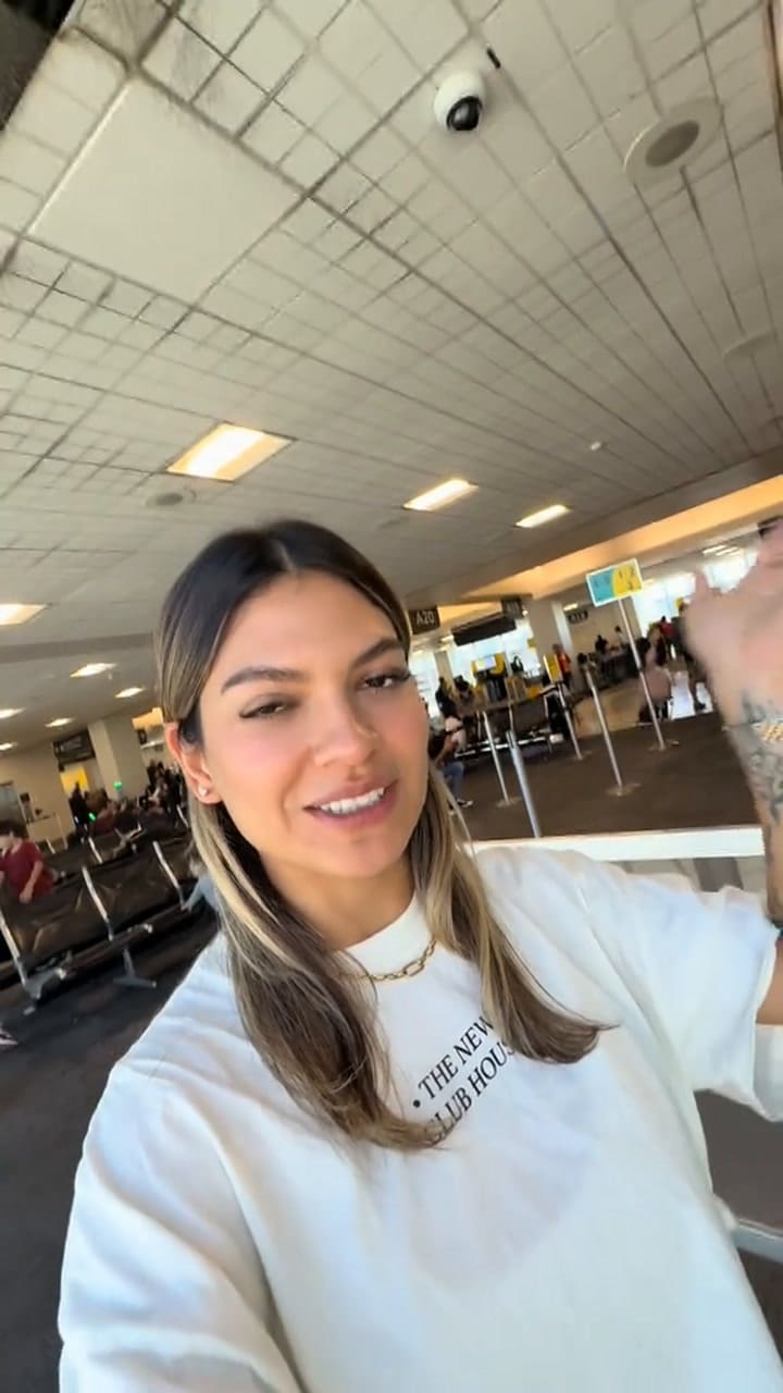 Latina regresa a su país tras 11 años en EEUU