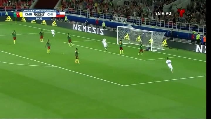 El gol de Arturo Vidal para Chile (1-0)