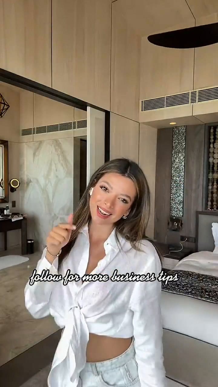 María es una emprendedora que logró una cifra de seis números mientras viajaba
