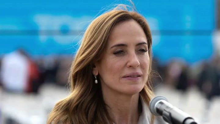 Tolosa Paz contra De Pedro: “Si no nos sentimos contenidos, deberíamos dar un paso al costado”