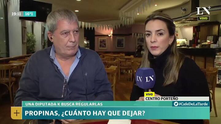 Según el convenio de los mozos, las propinas están prohibidas