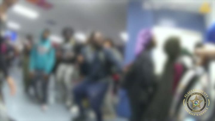 Estudiantes arrestados en escuela de Florida