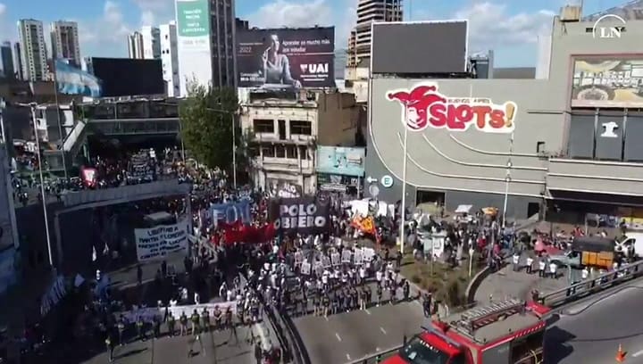 Corte en Puente Pueyrredón