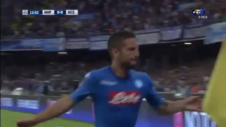 La gran definición de Mertens para Napoli