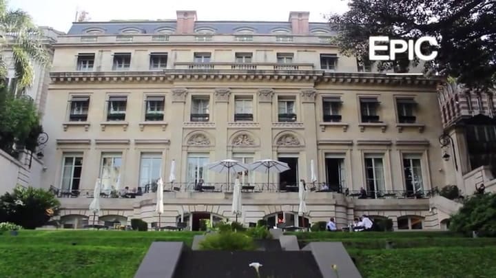 Vista externa e interna del Palacio Duhau - Fuente: Epic Media Argentina