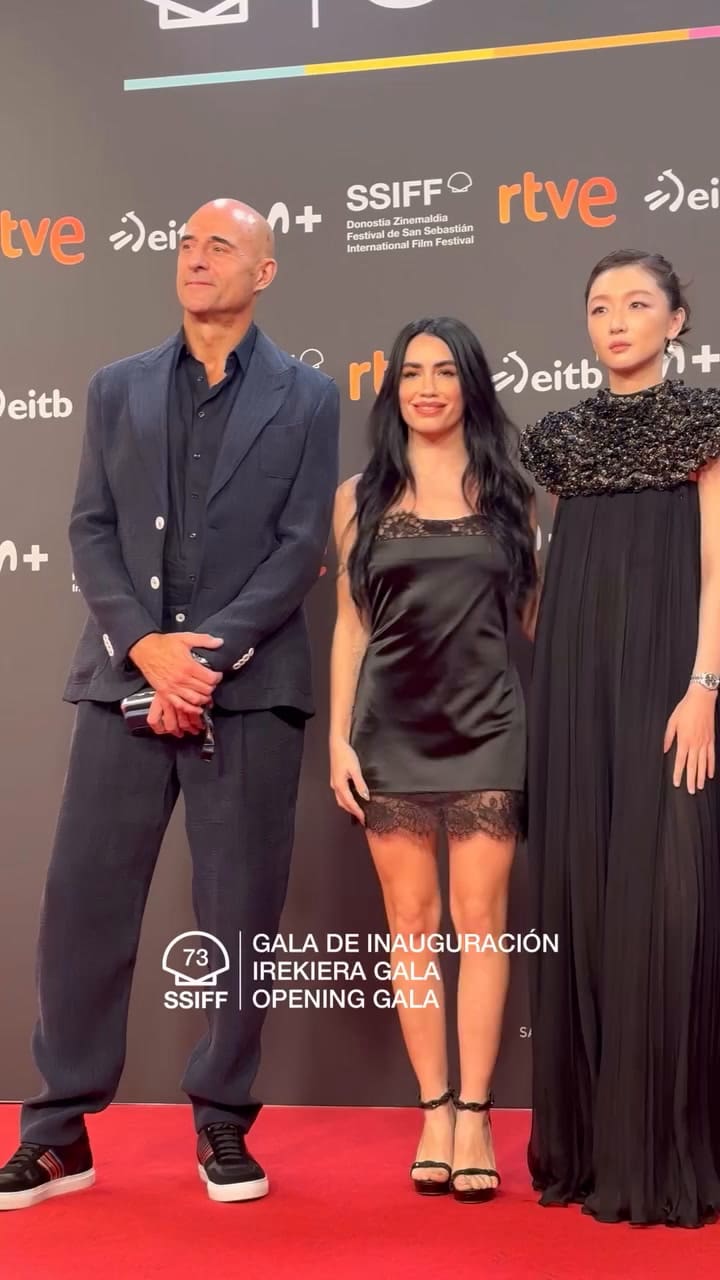 Lali deslumbró con su look en San Sebastián