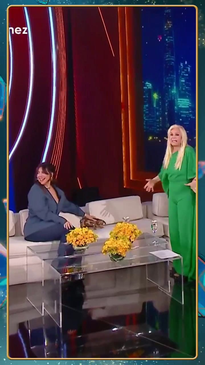 El perro de Wanda Nara se hizo pis en directo