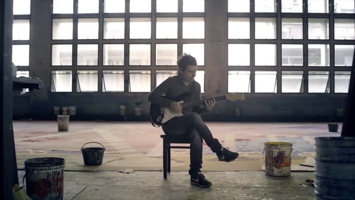 Fernando Cabrera, 'Malas y buenas' - Fuente: YouTube