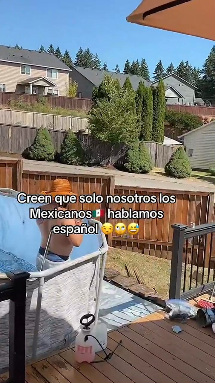 Una tiktoker contó cómo su vecina se quejó de ella por escuchar 'música mexicana'