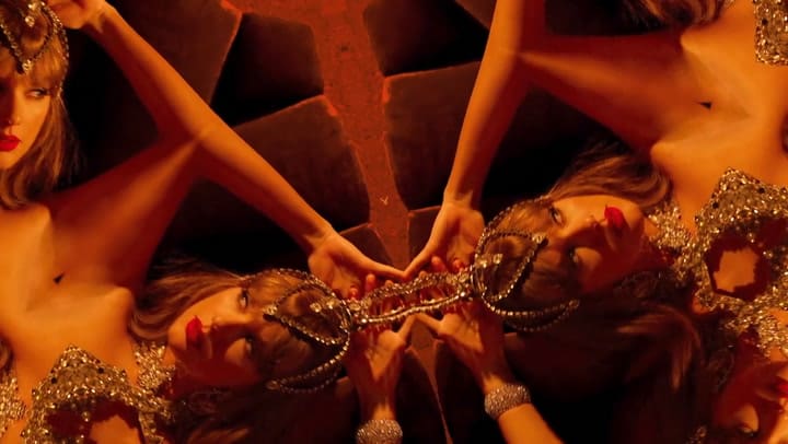 Taylor Swift - The Life Of A Showgirl (Feat. Sabrina Carpenter)