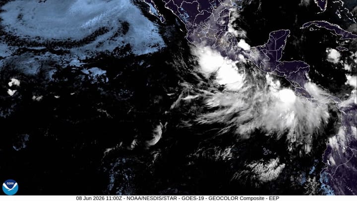 La Tormenta Tropical Boris Desde El Satélite De La NOAA