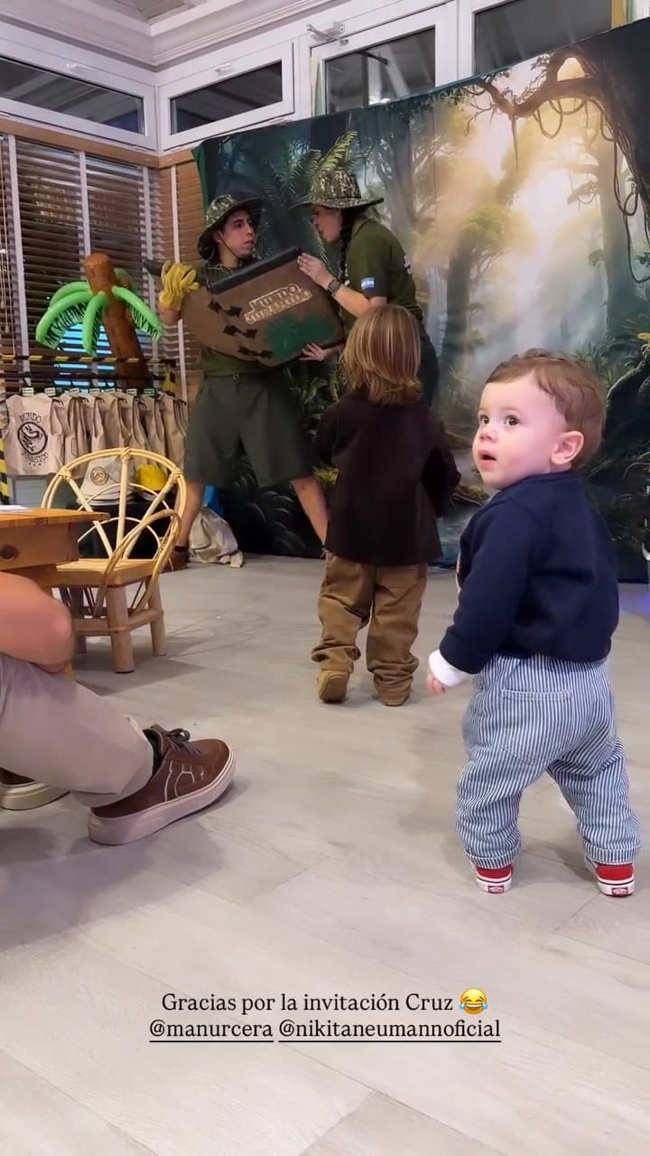 El cumpleaños de dinosaurios de Cruz