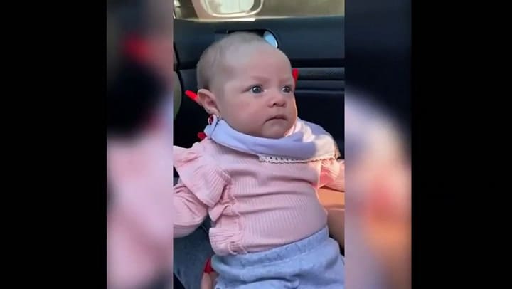 Polémica por como viaja Jamaica, la hija de Tamara Báez y L-Gante