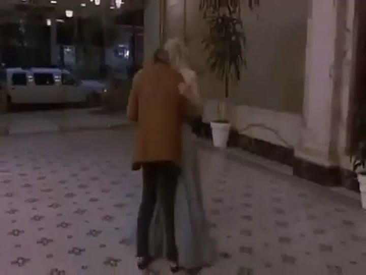 Fragmento de la película Mr. Jones (1993), 'inspirado' en Hombre mirando al sudeste