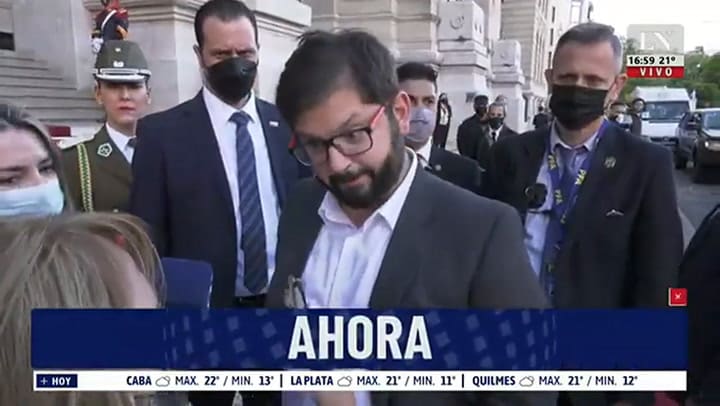 Gabriel Boric en LN+ : 'Chile apoya a Argentina sobre las Malvinas'