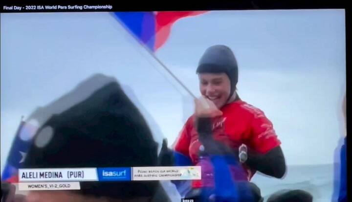 Alelí Medina gana la medalla de oro en surf adaptado en 2022